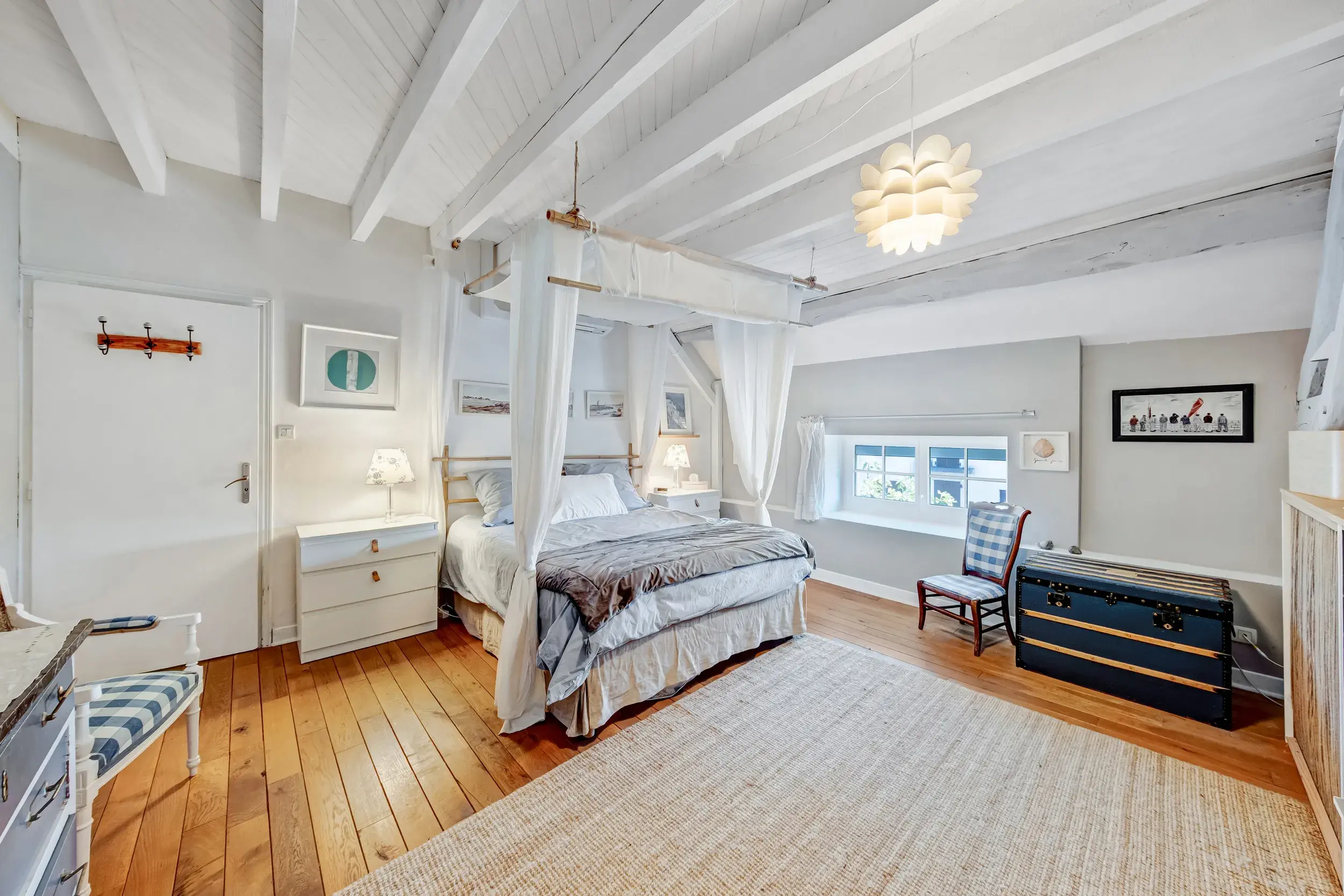 chambre Propriété de charme à Izier – 200 m² près Dijon