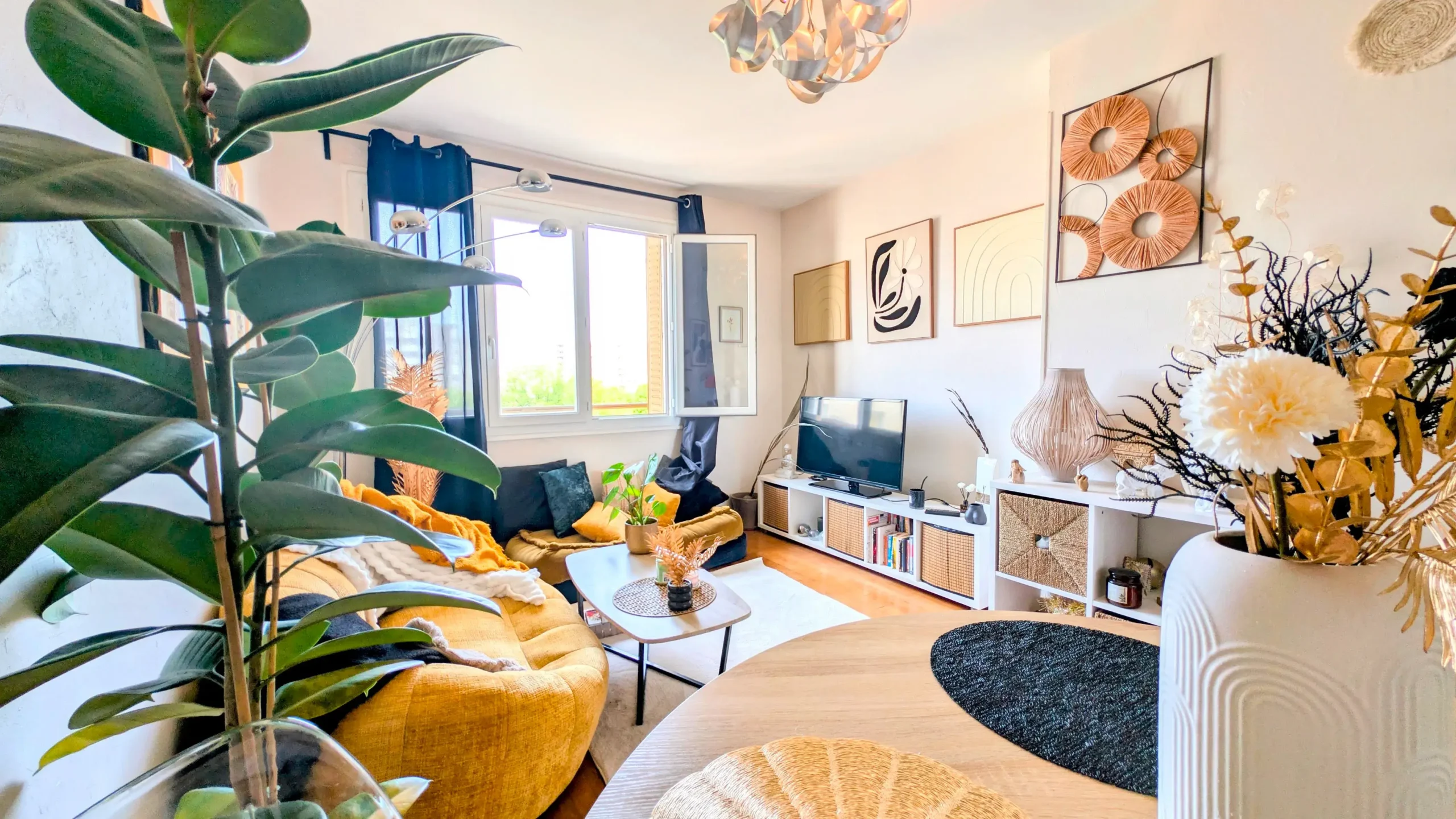 Salon à Dijon République – Investissement T1