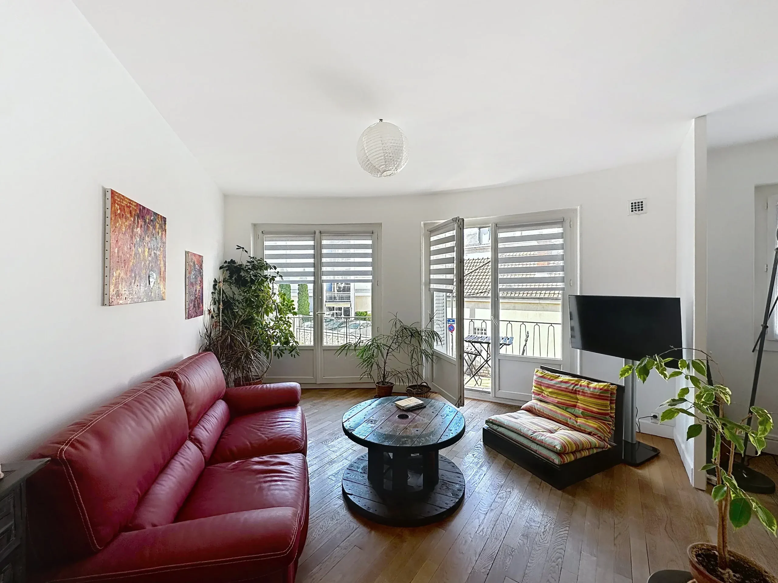 Appartement traversant salon