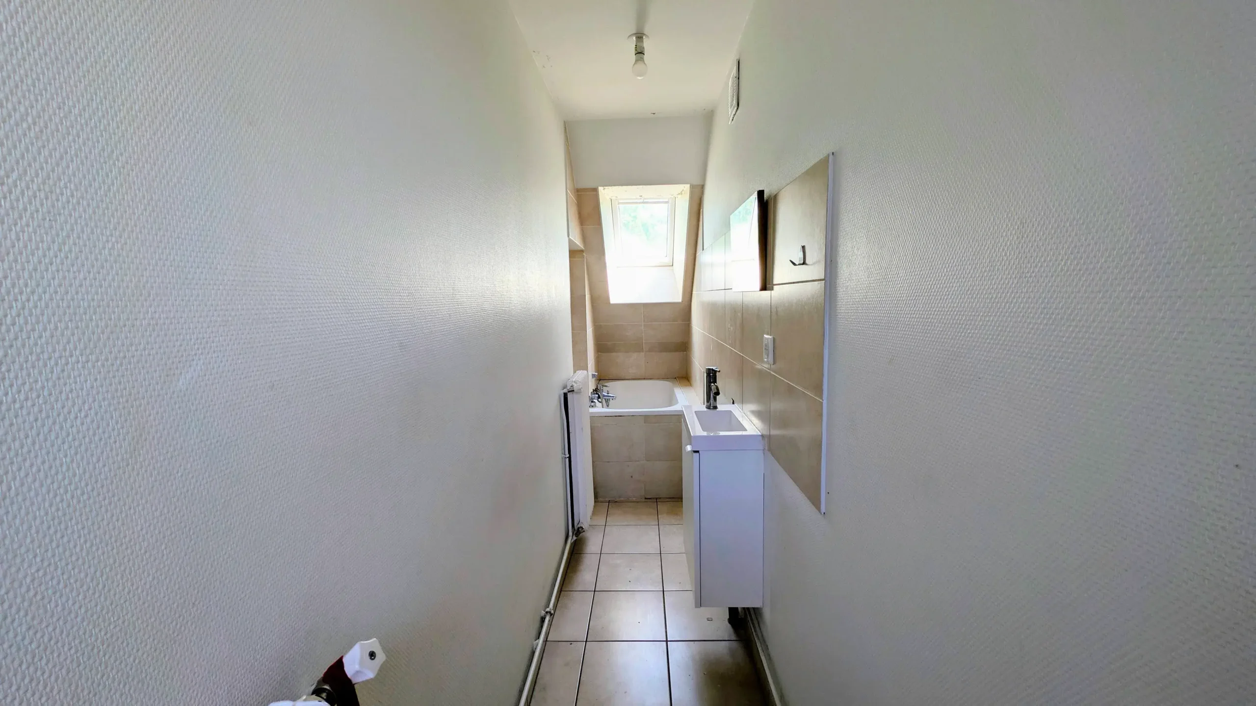 Salle de bain Appartement T2 de 24 m² à Dijon